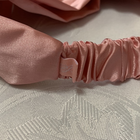 VS bandana and hair elastic - Picture 5 of 7